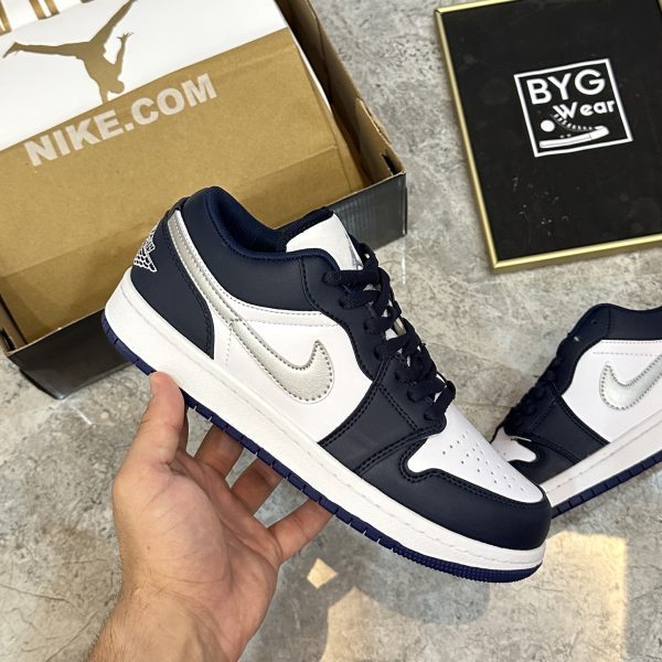 Nike Air Jordan 1